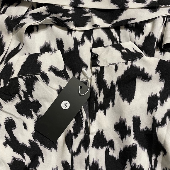 Leopard Print Long Sleeve Belted Midi Dress - Picture 7 of 12